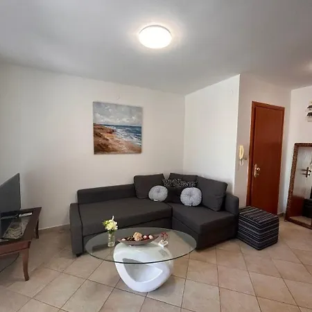 Pogi Srima Apartment