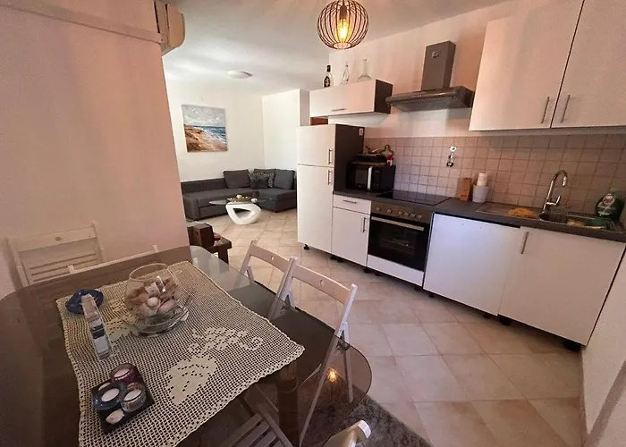 Pogi Srima Appartement *